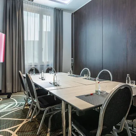 Leonardo Hotel 4*