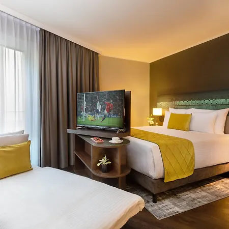 Hotel Leonardo 4*