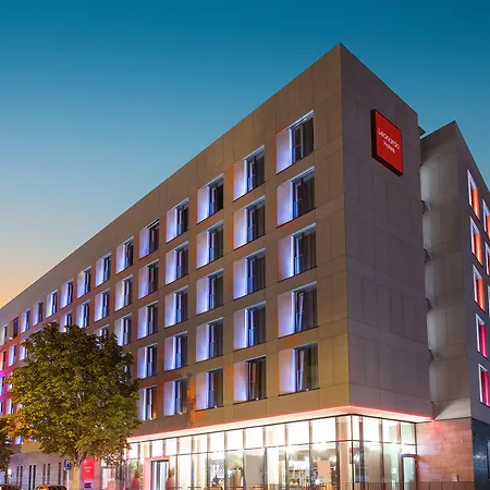 Hotel Leonardo